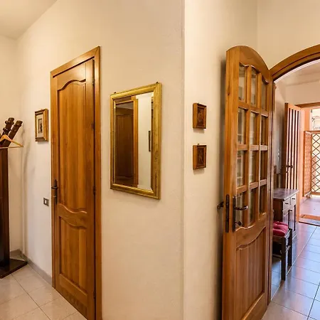 Affittasardegna-quadri Terranova Apartamento *